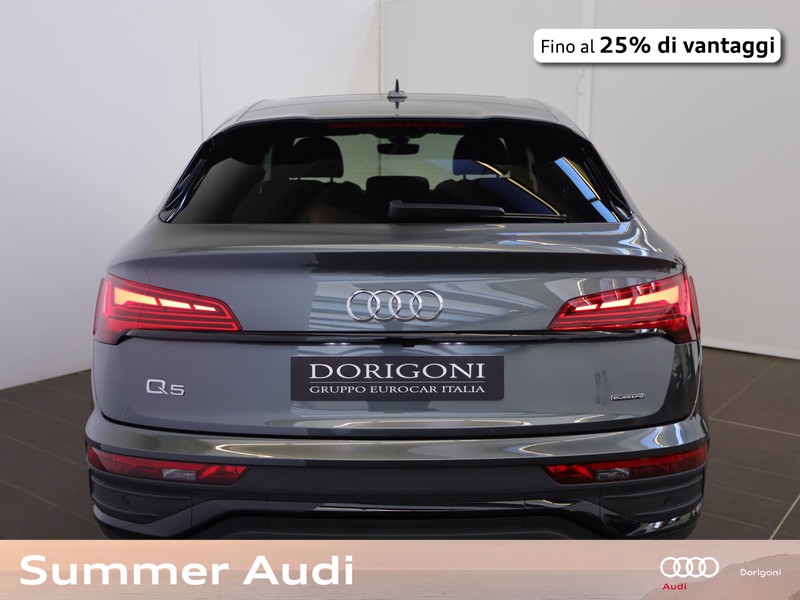 Audi Q5 sportback 40 2.0 tdi mhev 12v identity black quattro s-tronic