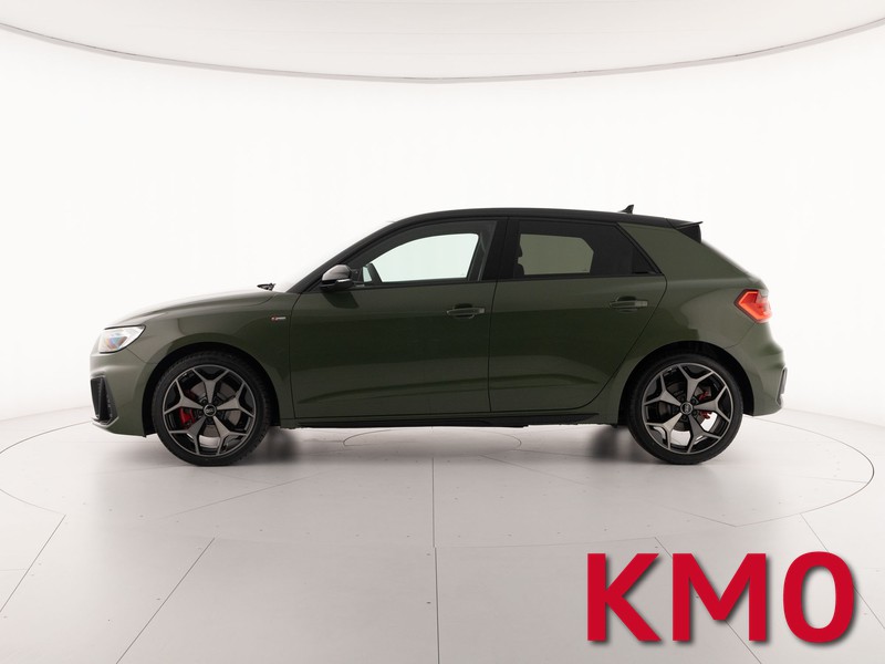 Audi A1 sportback 40 2.0 tfsi identity black 207cv s-tronic