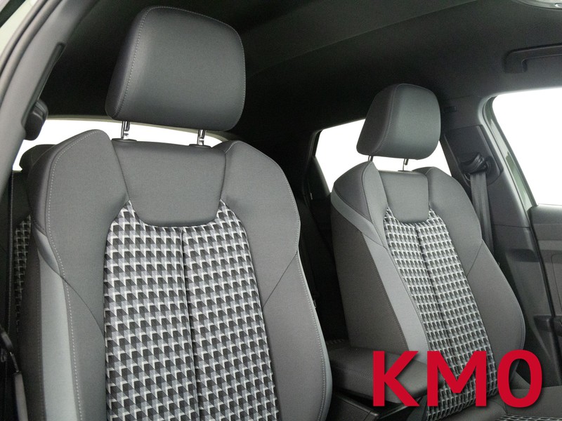 Audi A1 sportback 40 2.0 tfsi identity black 207cv s-tronic