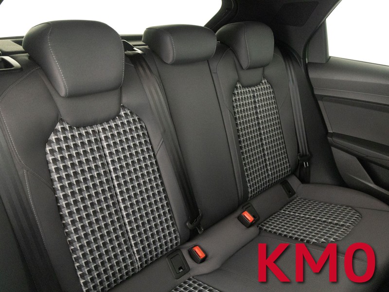 Audi A1 sportback 40 2.0 tfsi identity black 207cv s-tronic