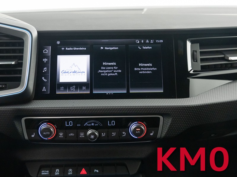 Audi A1 sportback 40 2.0 tfsi identity black 207cv s-tronic