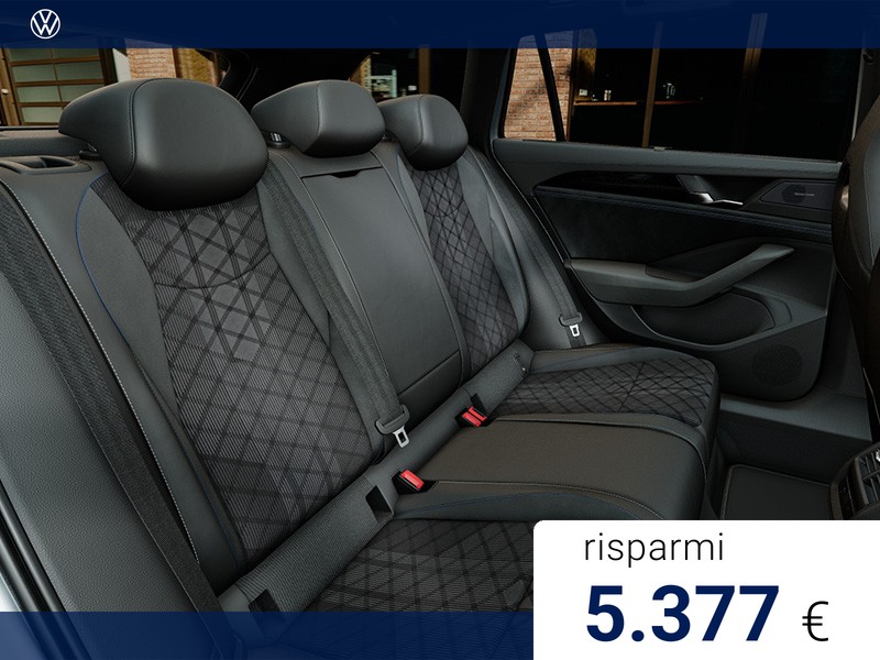 Volkswagen Passat 1.5 eTSI R-Line 150 CV DSG