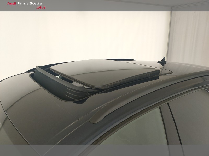 Audi Q8 60 TFSI e S line plus quattro tiptronic - SOSPEN -