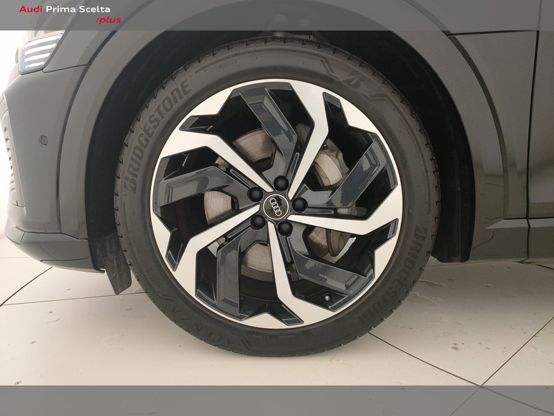 Audi Q8 e-tron 55 S line edition quattro - SOSPENSIONI - TETTO -