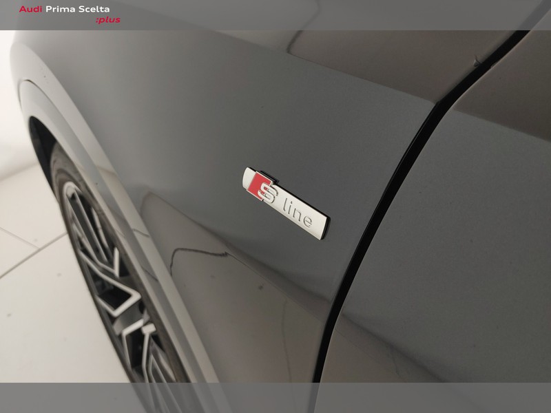 Audi Q8 3.0 TDI S line edition quattro Tiptronic - SOSPENS