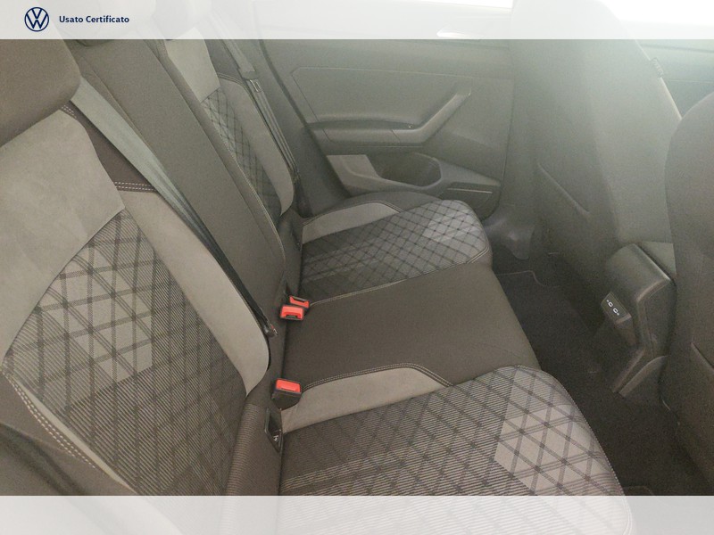 Volkswagen Taigo 1.0 TSI R-line 110 CV DSG