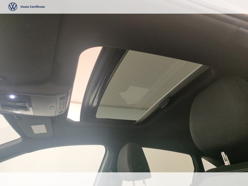 Volkswagen Taigo 1.0 TSI R-line 110 CV DSG