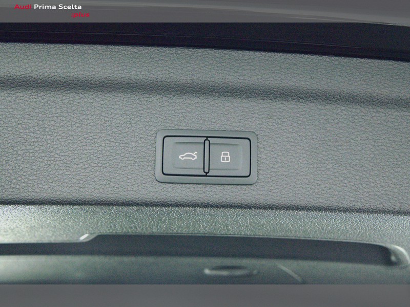 Audi Q3 sportback 35 2.0 tdi s line edition s-tronic