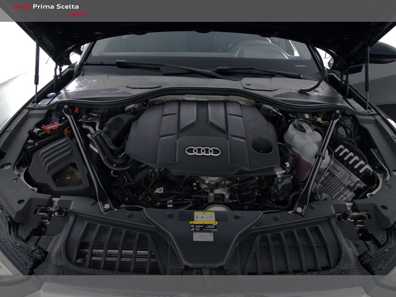 Audi A8 50 3.0 tdi mhev design selection quattro tiptronic