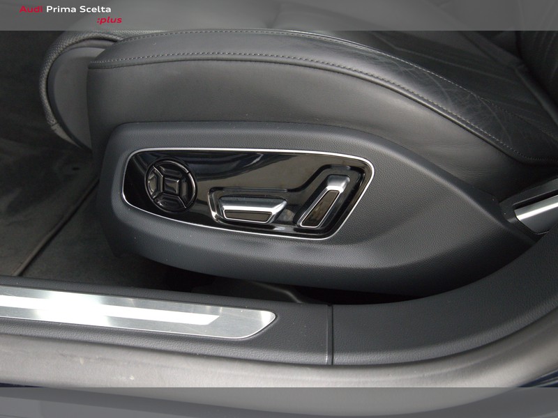 Audi A8 50 3.0 tdi mhev design selection quattro tiptronic