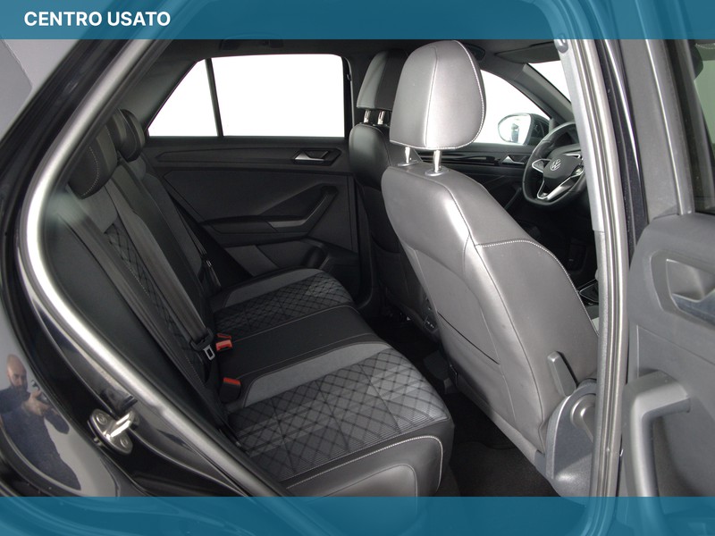 Volkswagen T-Roc 1.5 tsi r-line dsg