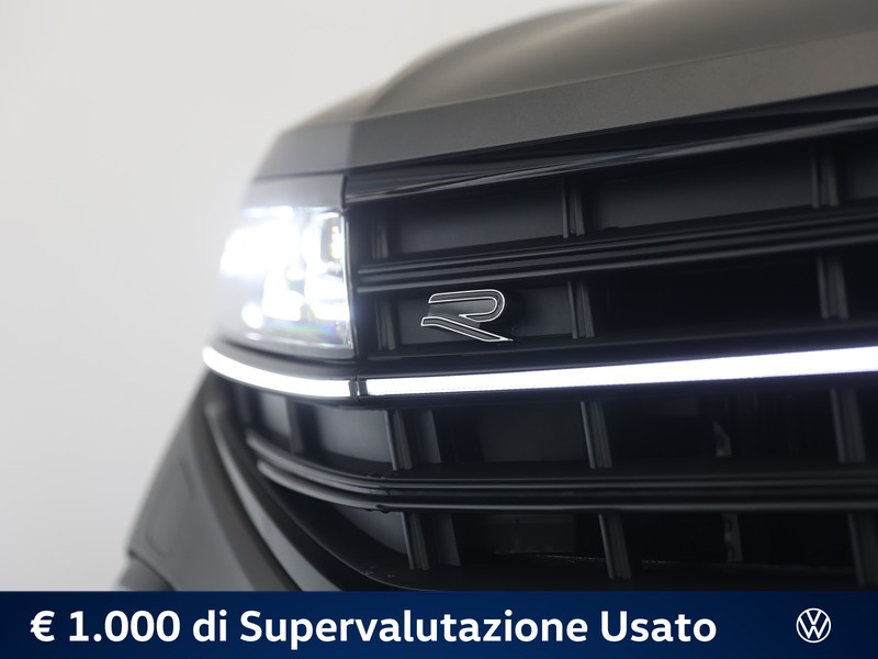 Volkswagen Touareg 3.0 v6 tdi scr r-line 231cv auto