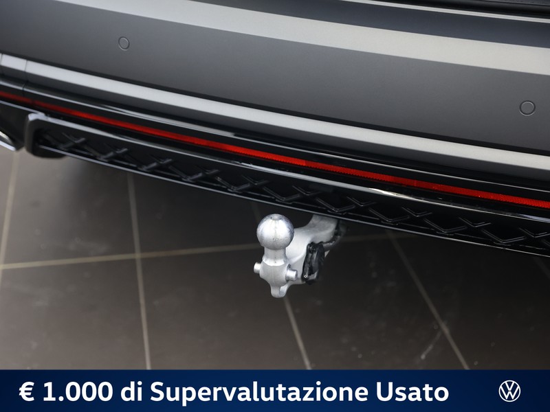 Volkswagen Touareg 3.0 v6 tdi scr r-line 231cv auto