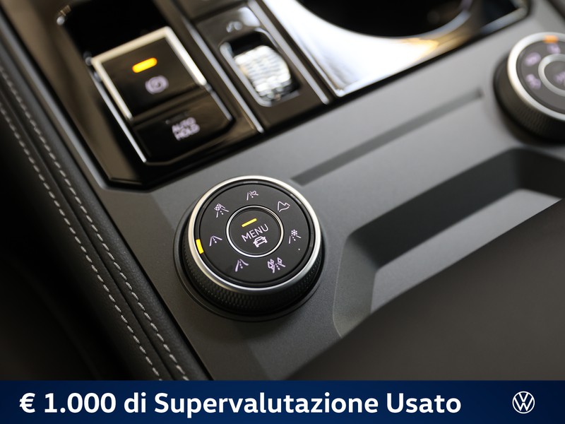 Volkswagen Touareg 3.0 v6 tdi scr r-line 231cv auto