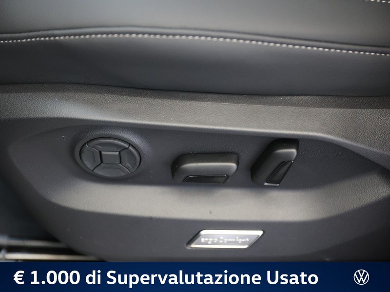 Volkswagen Touareg 3.0 v6 tdi scr r-line 231cv auto