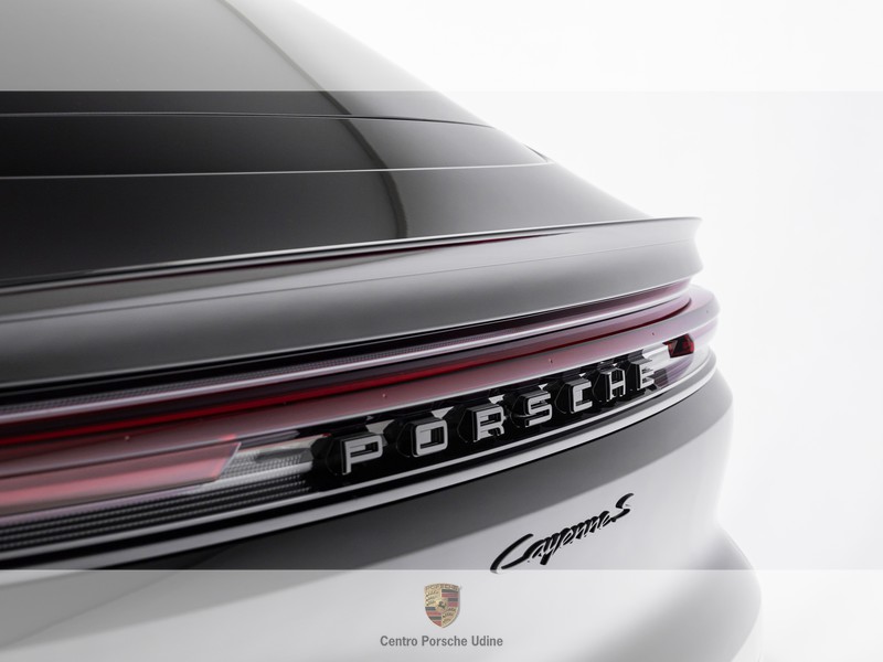Porsche Cayenne coupe 4.0 s tiptronic