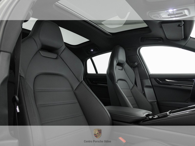 Porsche Panamera 2.9 auto