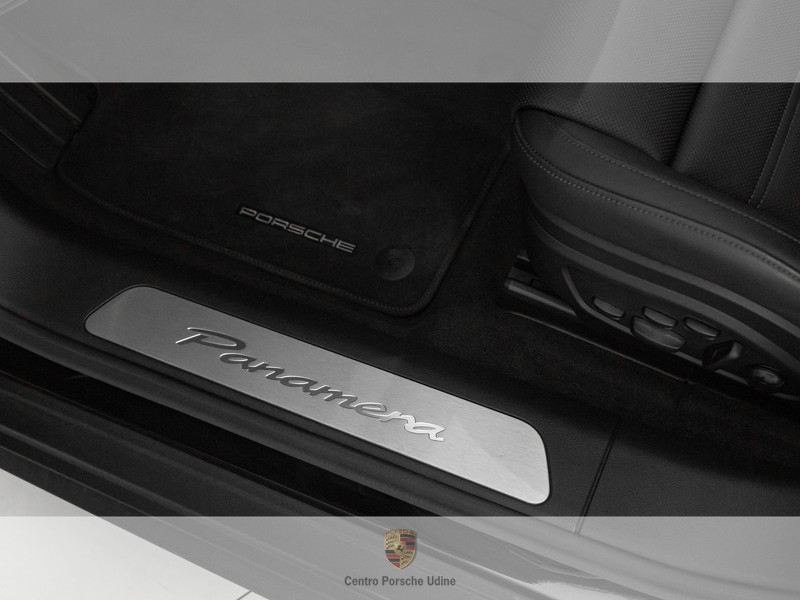 Porsche Panamera 2.9 auto