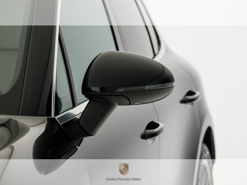 Porsche Macan 2.0 245cv pdk