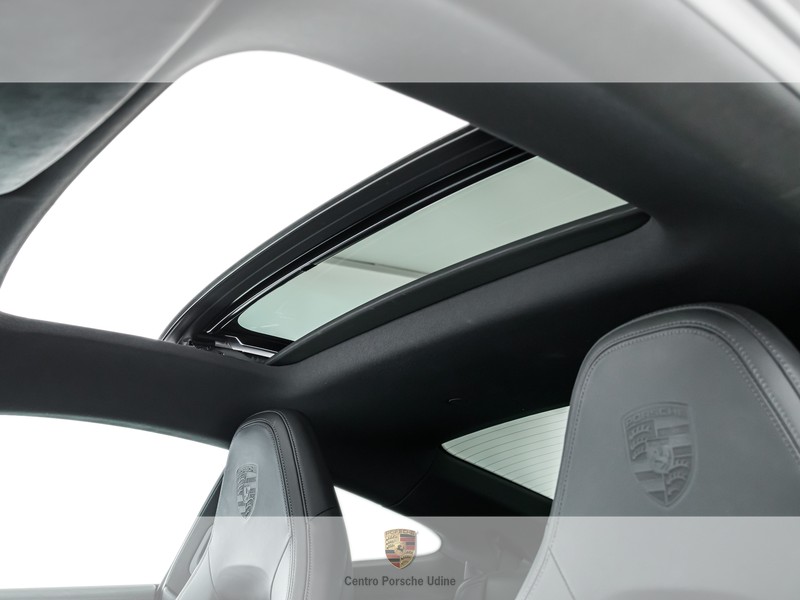 Porsche 911 coupe 3.0 carrera 4s auto
