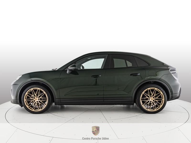 Porsche Macan 4