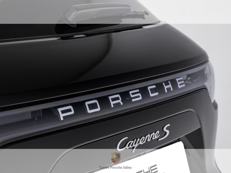 Porsche Cayenne 2.9 s tiptronic