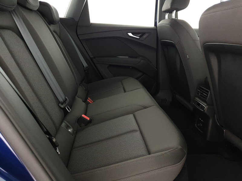 Audi Q4 40 204CV Business Advanced