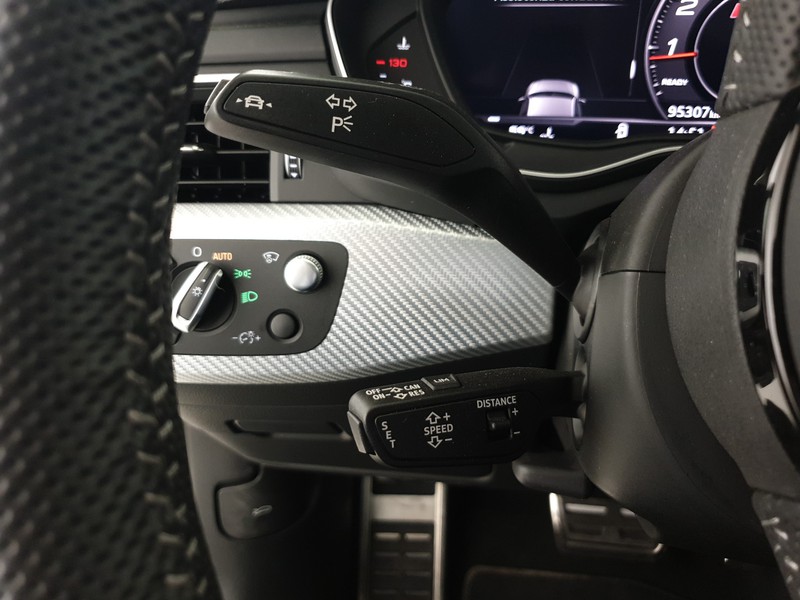 Audi RS4 Avant 2.9TFSI 450CV quattro tiptronic