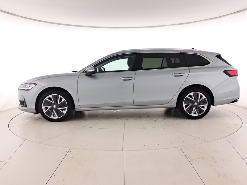 Skoda Superb wagon 2.0 tdi style 150cv dsg