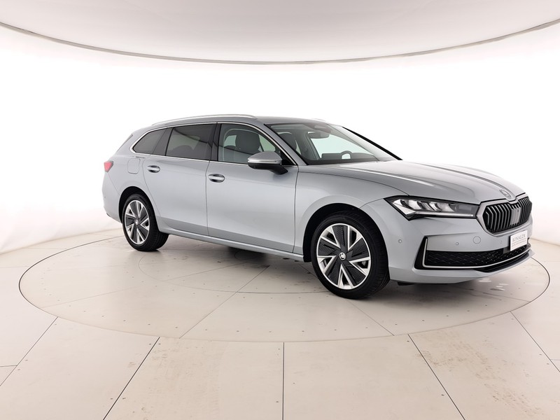 Skoda Superb wagon 2.0 tdi style 150cv dsg