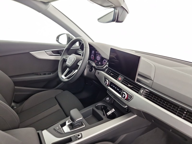 Audi A4 avant 30 2.0 tdi mhev s line edition 136cv s-tronic