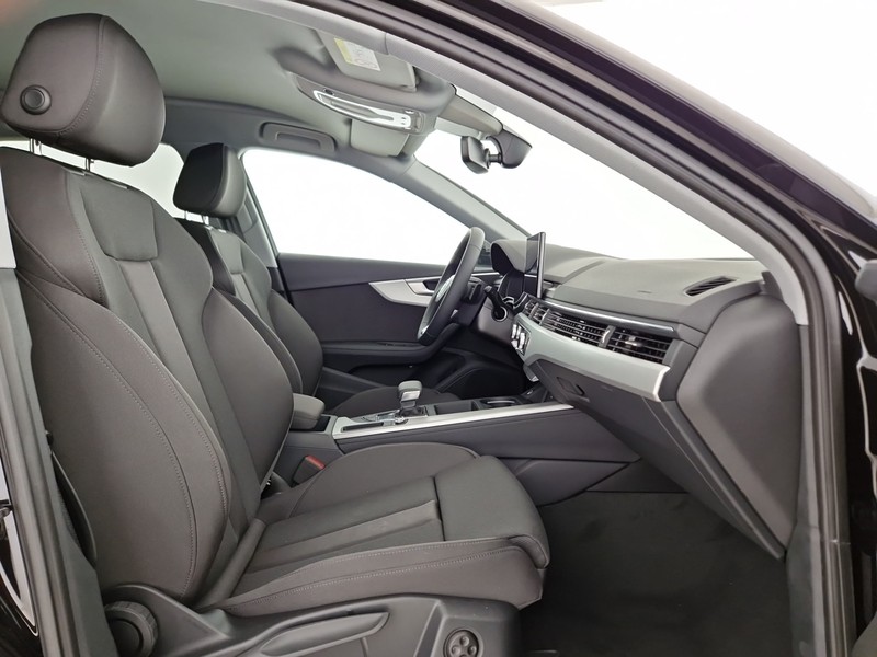 Audi A4 avant 30 2.0 tdi mhev s line edition 136cv s-tronic