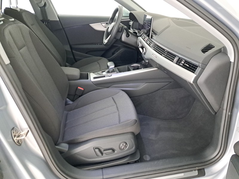 Audi A4 avant 40 2.0 tdi mhev business advanced quattro 204cv s-tronic