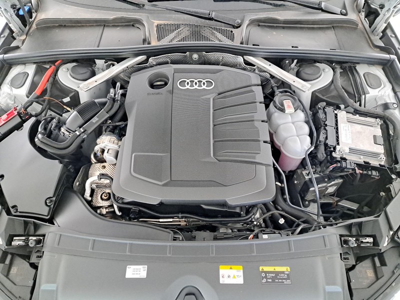Audi A4 avant 40 2.0 tdi mhev business advanced quattro 204cv s-tronic