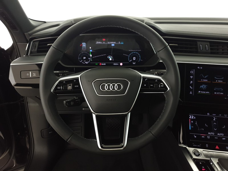 Audi Q8 e-tron Sportback 55 408CV quattro Business Advanced