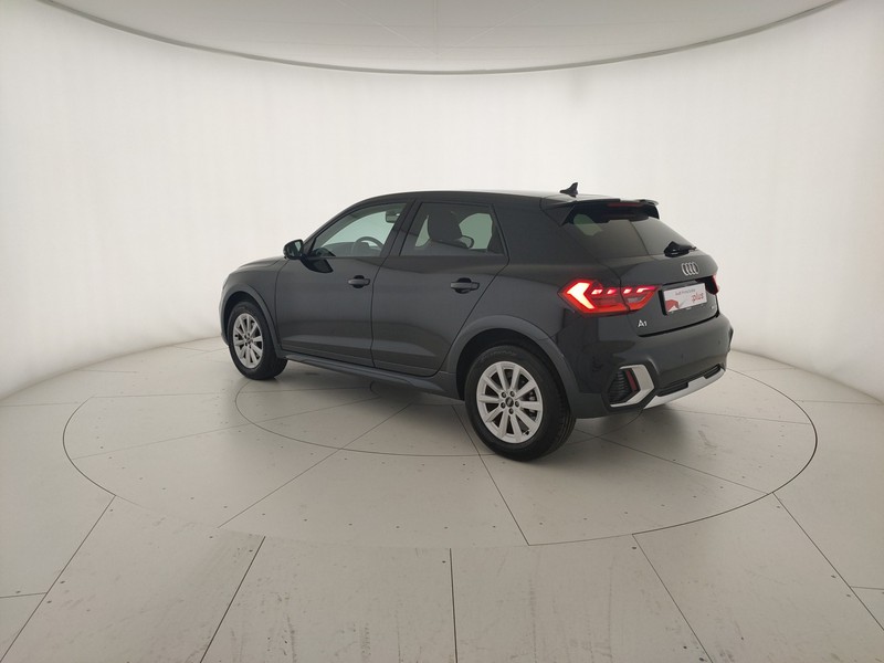 Audi A1 allstreet 30 TFSI Business S tronic