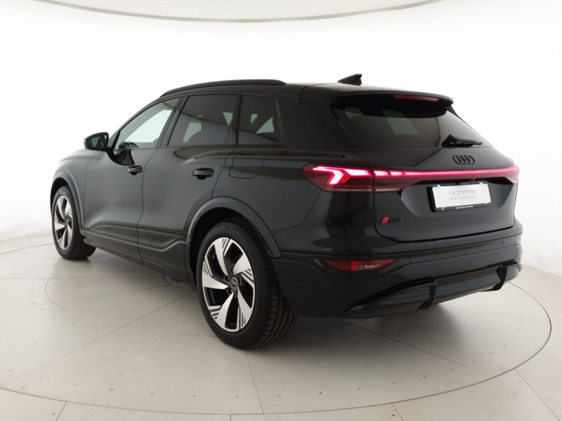 Audi Q6 e-tron 326CV performance S line Edition