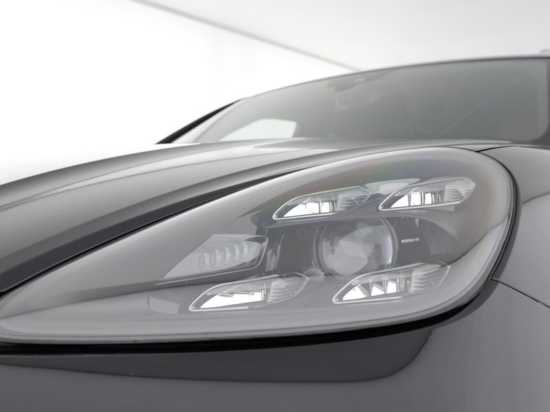 Porsche Cayenne 3.0 e-hybrid tiptronic