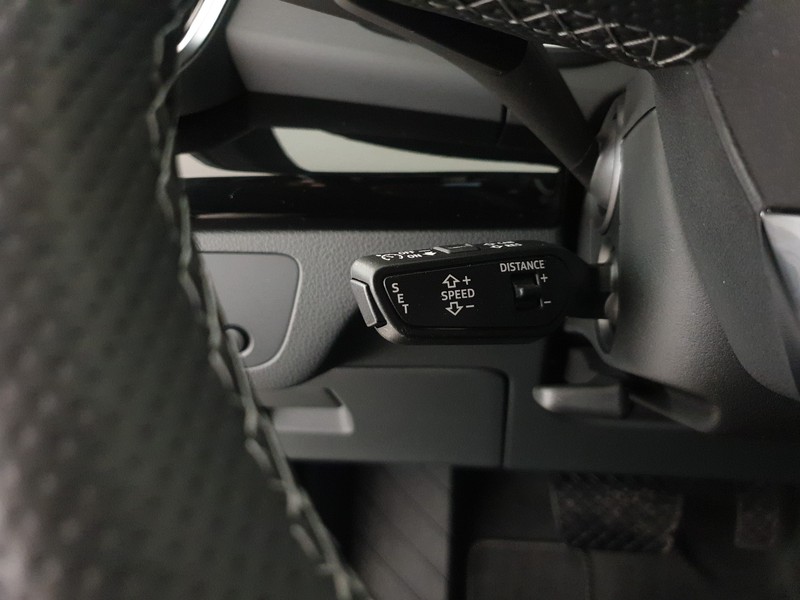 Audi Q5 50TFSIe 299CV quattro S tronic Identity Black