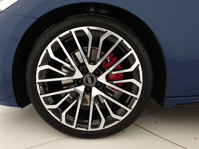 Audi A5 Sedan 2.0TDI 204CV quattro Str Launch Edition One