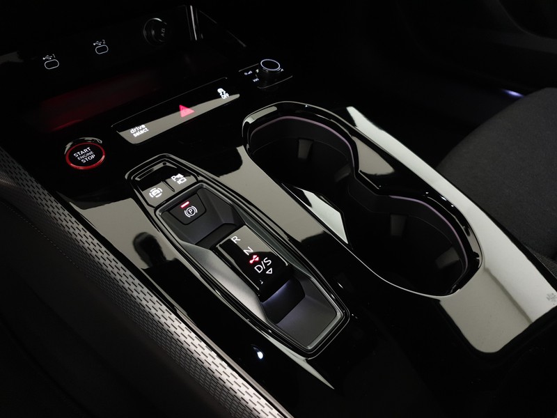 Audi A5 Sedan 2.0TDI 204CV quattro Str Launch Edition One