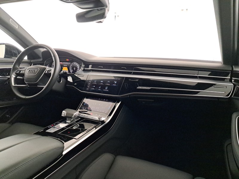 Audi A8 60 3.0 tfsi e quattro tiptronic