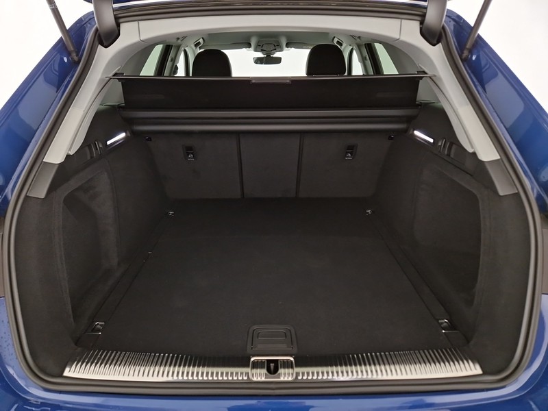 Audi A4 Avant S line edition 35 TDI  120(163) kW(CV)