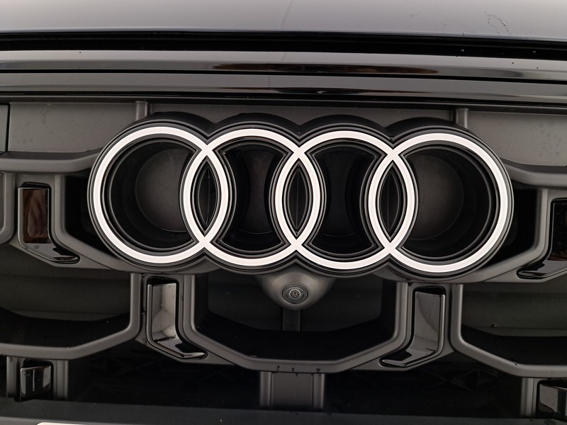 Audi Q8 50 3.0 tdi mhev s line edition quattro tiptronic