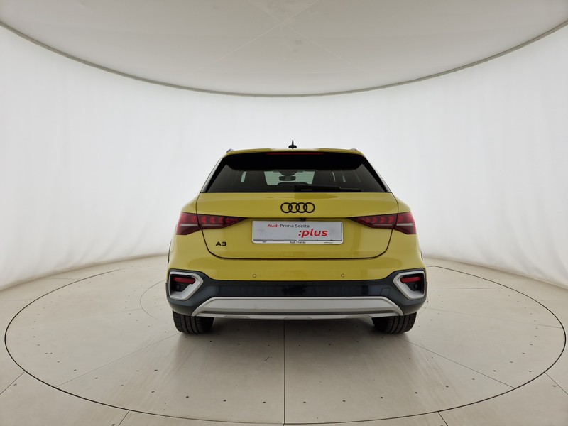 Audi A3 allstreet 35 1.5 tfsi mhev identity contrast s-tronic