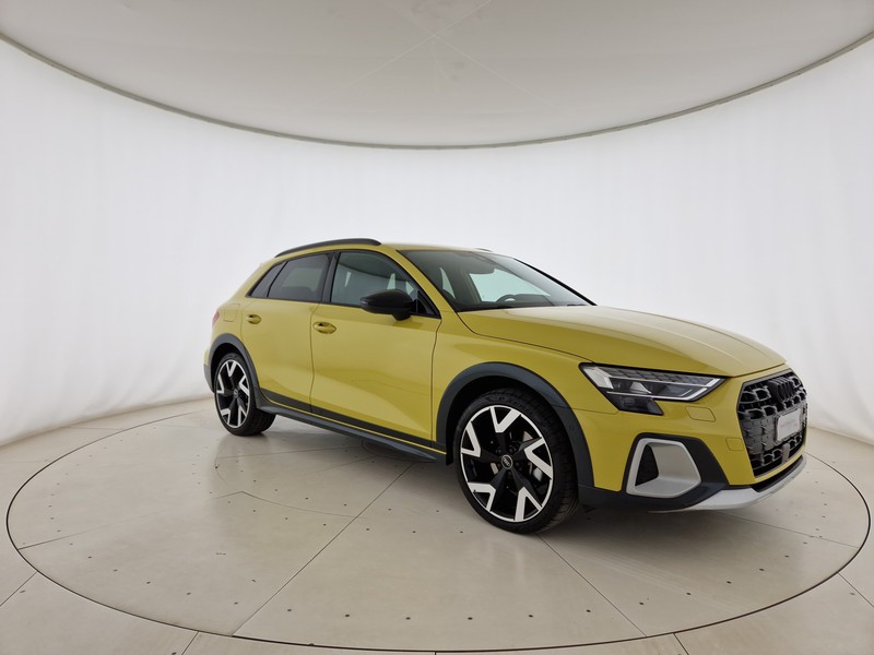 Audi A3 allstreet 35 1.5 tfsi mhev identity contrast s-tronic
