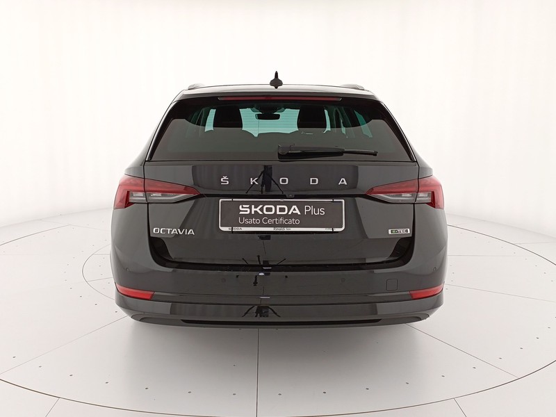 Skoda Octavia wagon 1.5 e-tec ambition dsg