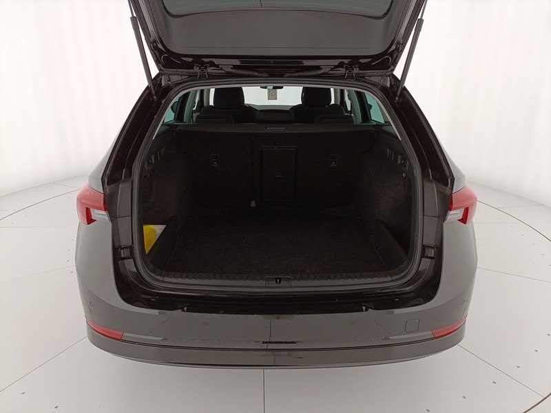 Skoda Octavia wagon 1.5 e-tec ambition dsg