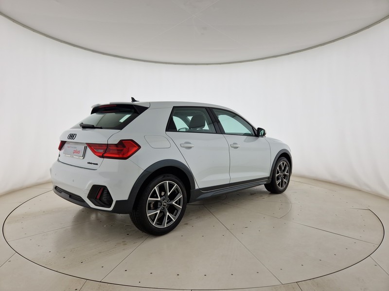 Audi A1 allstreet 30 1.0 tfsi admired 110cv