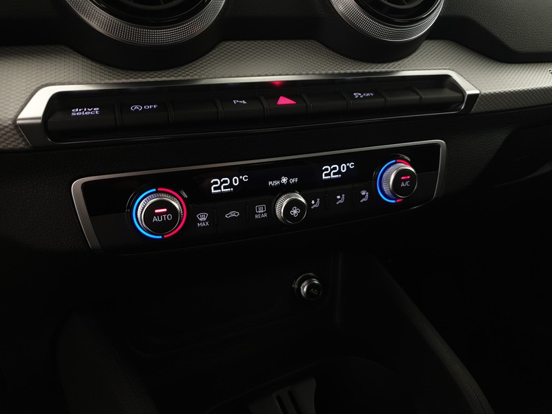 Audi Q2 30TDI 116CV Business Advanced